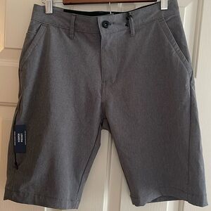 Kenneth Cole Slim Fit Grey Heather Lightweight Tech Short Size 28 NWT